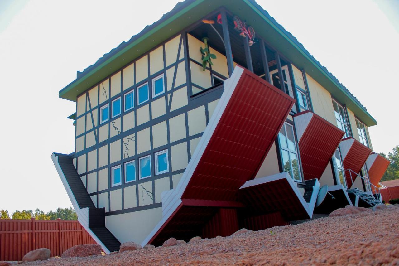 Radailiu Dvaras - Dinosaur Park Radailiai Exterior foto